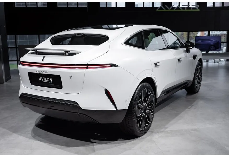 Avatr 11 116 kWh 4WD (578 л.с.) 5 мест Белый в АВИЛОН. Слайд №7