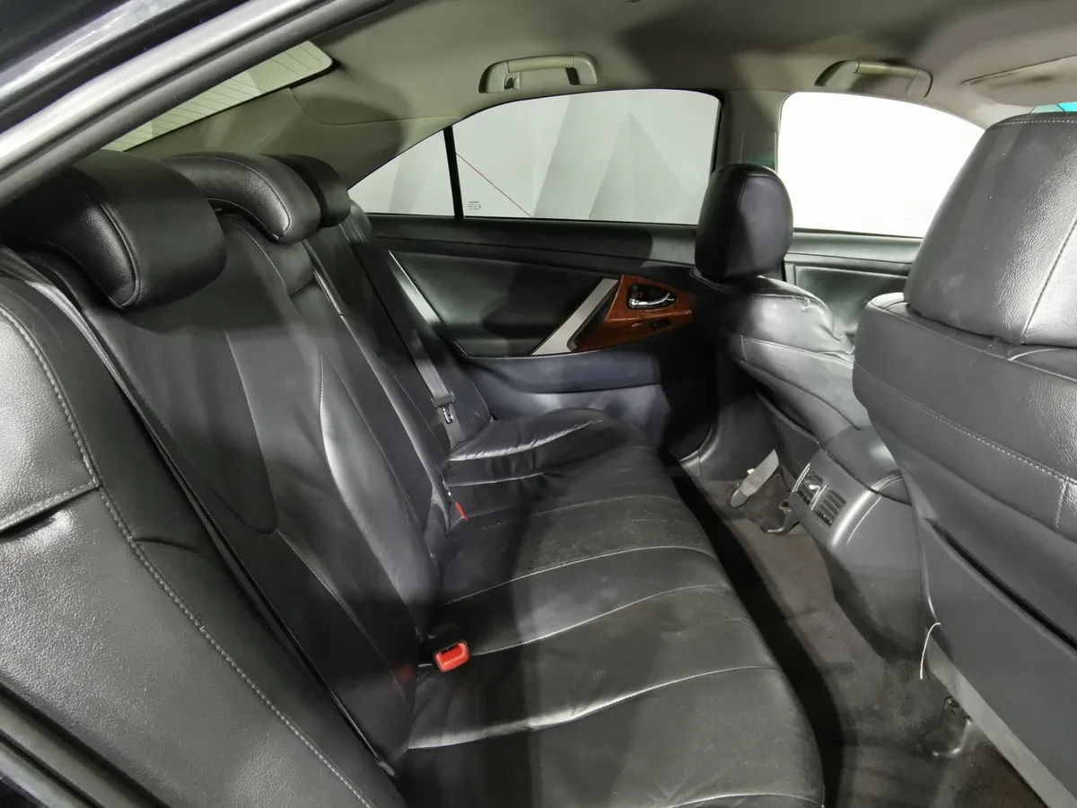 Toyota Camry 2.4 VVT-i AT (167 л.с.) Черный в АВИЛОН. Слайд №15