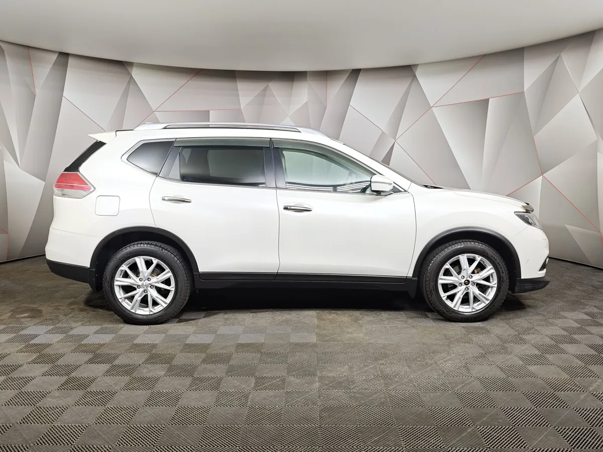 Nissan X-Trail 2.5 CVT AWD (171 л.с.) Белый в АВИЛОН. Слайд №6
