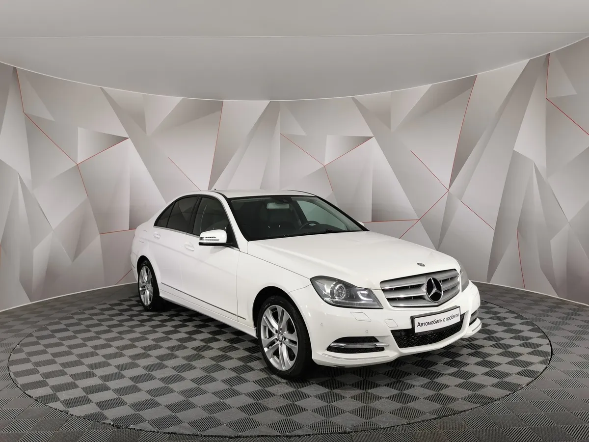 Mercedes-Benz C-Класс C 180 7G-Tronic Plus (156 л.с.) Белый в АВИЛОН. Слайд №3