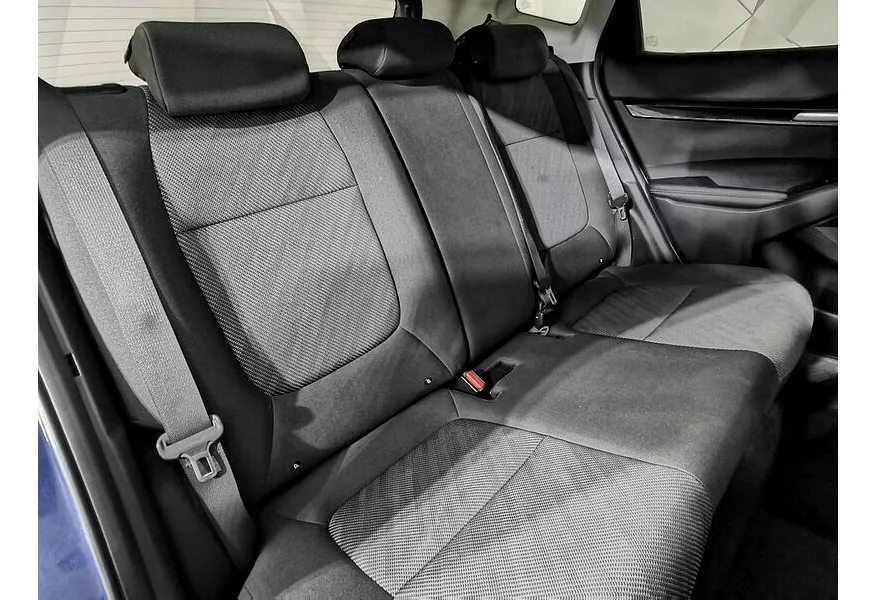 Kia Seltos 2.0 MPI 2WD IVT (149 л.с.) Luxe Синий в АВИЛОН. Слайд №11