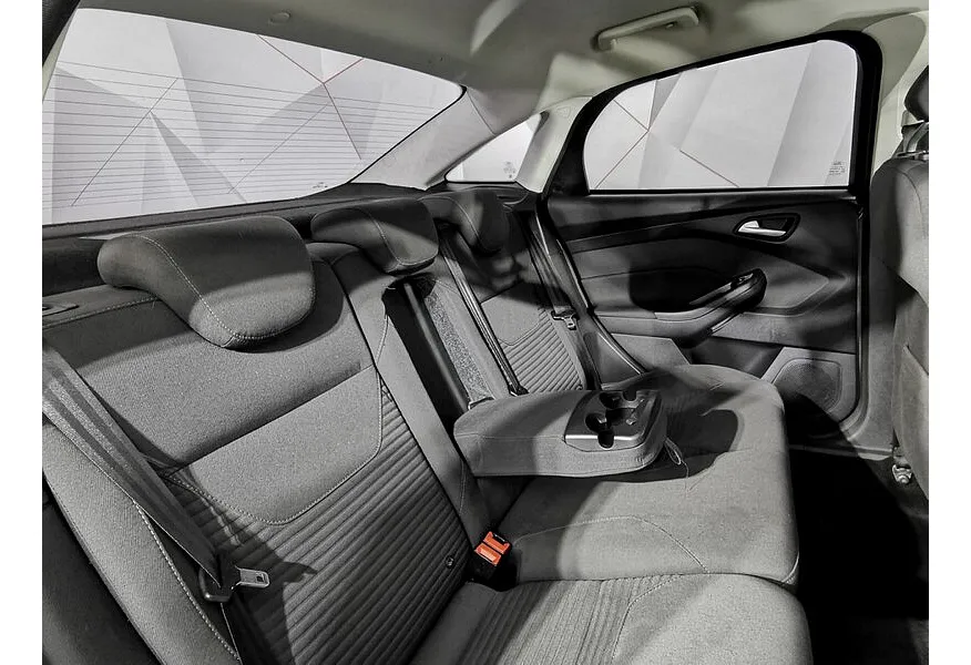 Ford Focus 1.5 EcoBoost AT (150 л.с.) Titanium Коричневый в АВИЛОН. Слайд №16