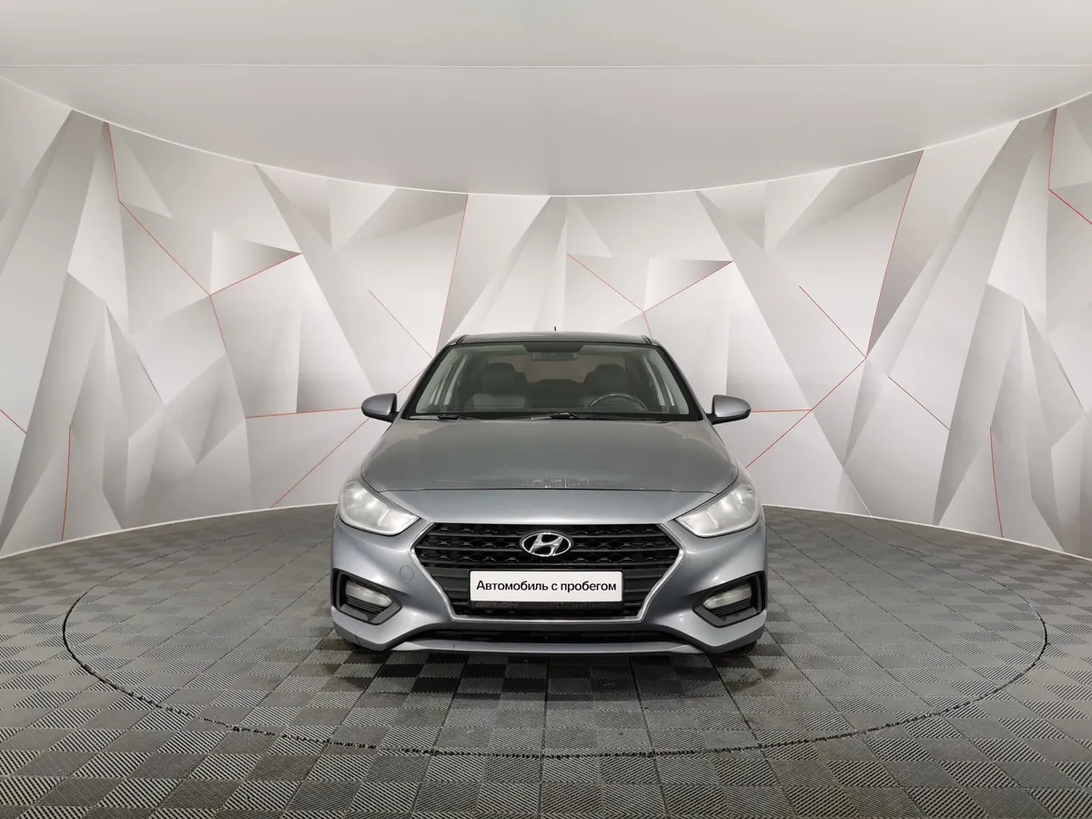 Hyundai Solaris 1.6 AT (123 л.с.) Comfort + Winter Серый в АВИЛОН. Слайд №7