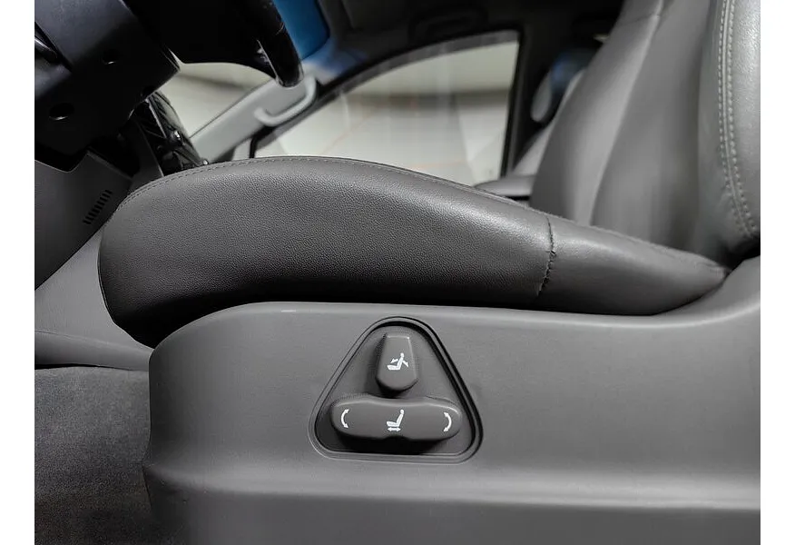 SsangYong Stavic 2.0 D T-tronic 4WD (149 л.с.) Comfort Красный в АВИЛОН. Слайд №21