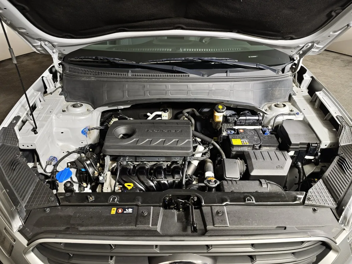 Hyundai Creta 1.6 AT 4WD (121 л.с.) Lifestyle Серый в АВИЛОН. Слайд №11