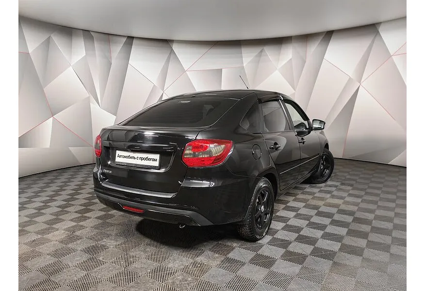 ВАЗ (Lada) Granta 1.6 MT (90 л.с.) Comfort Черный в АВИЛОН. Слайд №2