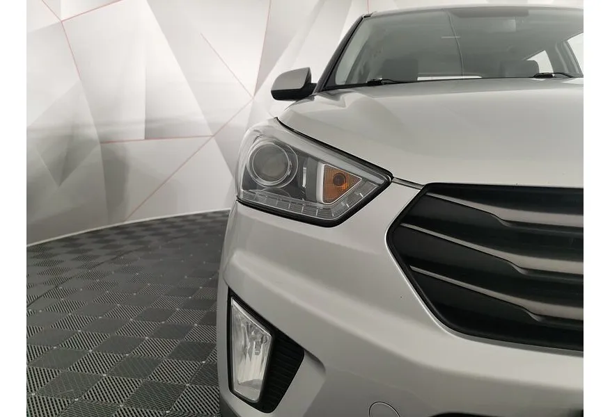 Hyundai Creta 1.6 AT AWD (121 л.с.) Travel + Advanced Серебристый в АВИЛОН. Слайд №10