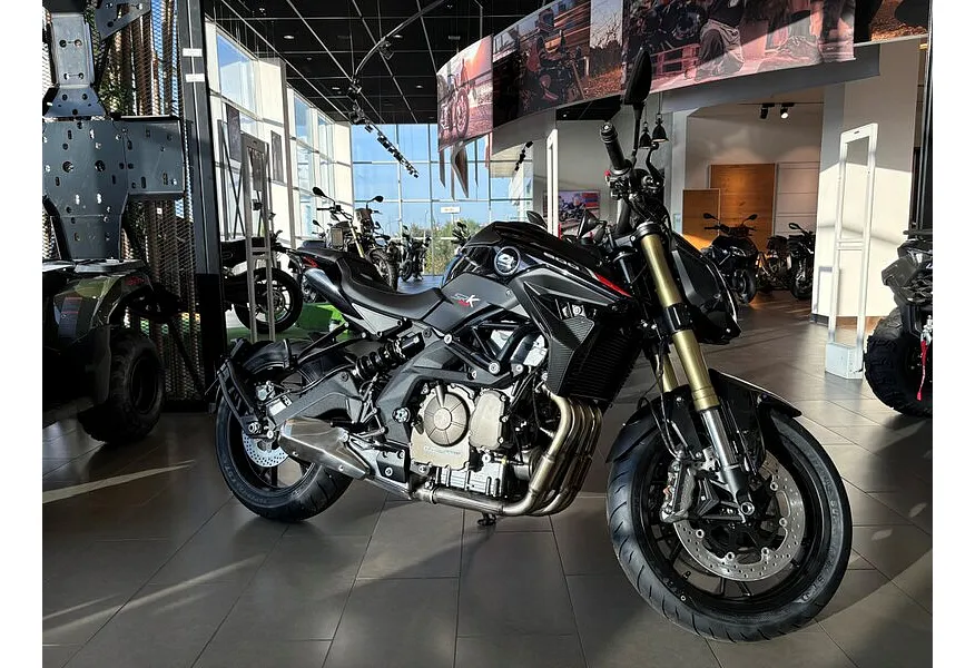 QJMOTOR SRK 600 600 см³ (82 л.с.) (82) 600 Черный в АВИЛОН. Слайд №2