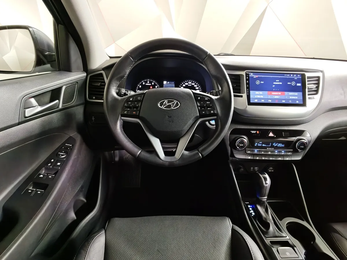 Hyundai Tucson 2.0 AT 4WD (150 л.с.) Dynamic Серый в АВИЛОН. Слайд №20