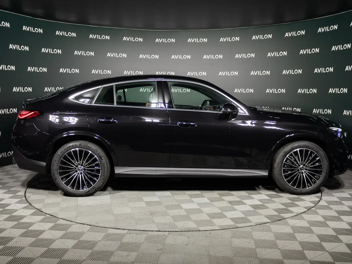 Mercedes-Benz GLC Купе 300 9G-TRONIC 4MATIC (272 л.с.) Черный в АВИЛОН. Слайд №4