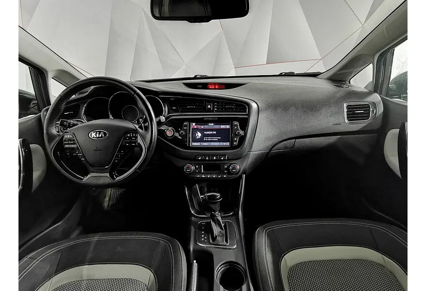 Kia Ceed 1.6 DCT (135 л.с.) Prestige Серый в АВИЛОН. Слайд №14