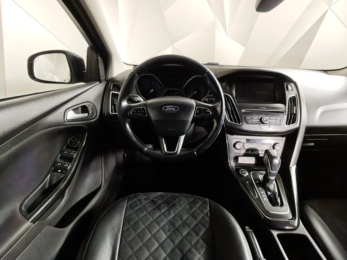 Ford Focus 1.5 EcoBoost AT (150 л.с.) Titanium Черный в АВИЛОН. Слайд №20