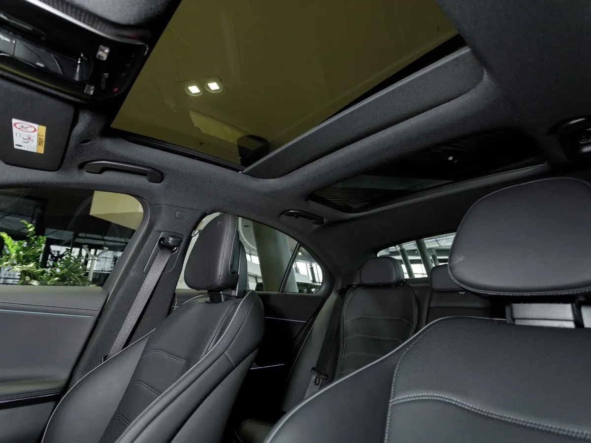 Mercedes-Benz E-Класс E 300 4MATIC (258 л.с.) Серый в АВИЛОН. Слайд №9