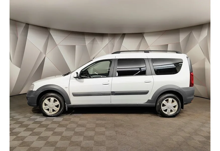 ВАЗ (Lada) Largus 1.6 MT 16 кл (5 мест) (106 л.с.) KS045-52-X00 Luxe Белый в АВИЛОН. Слайд №5