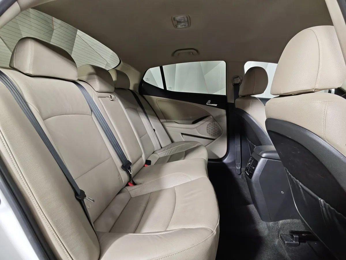 Kia Optima 2.4 AT (180 л.с.) Comfort Белый в АВИЛОН. Слайд №15