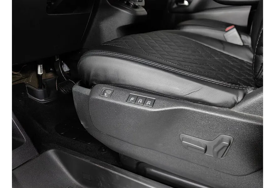 Citroen SpaceTourer 2.0 HDi AT XL (7 мест) (150 л.с.) Business Lounge Серебристый в АВИЛОН. Слайд №19