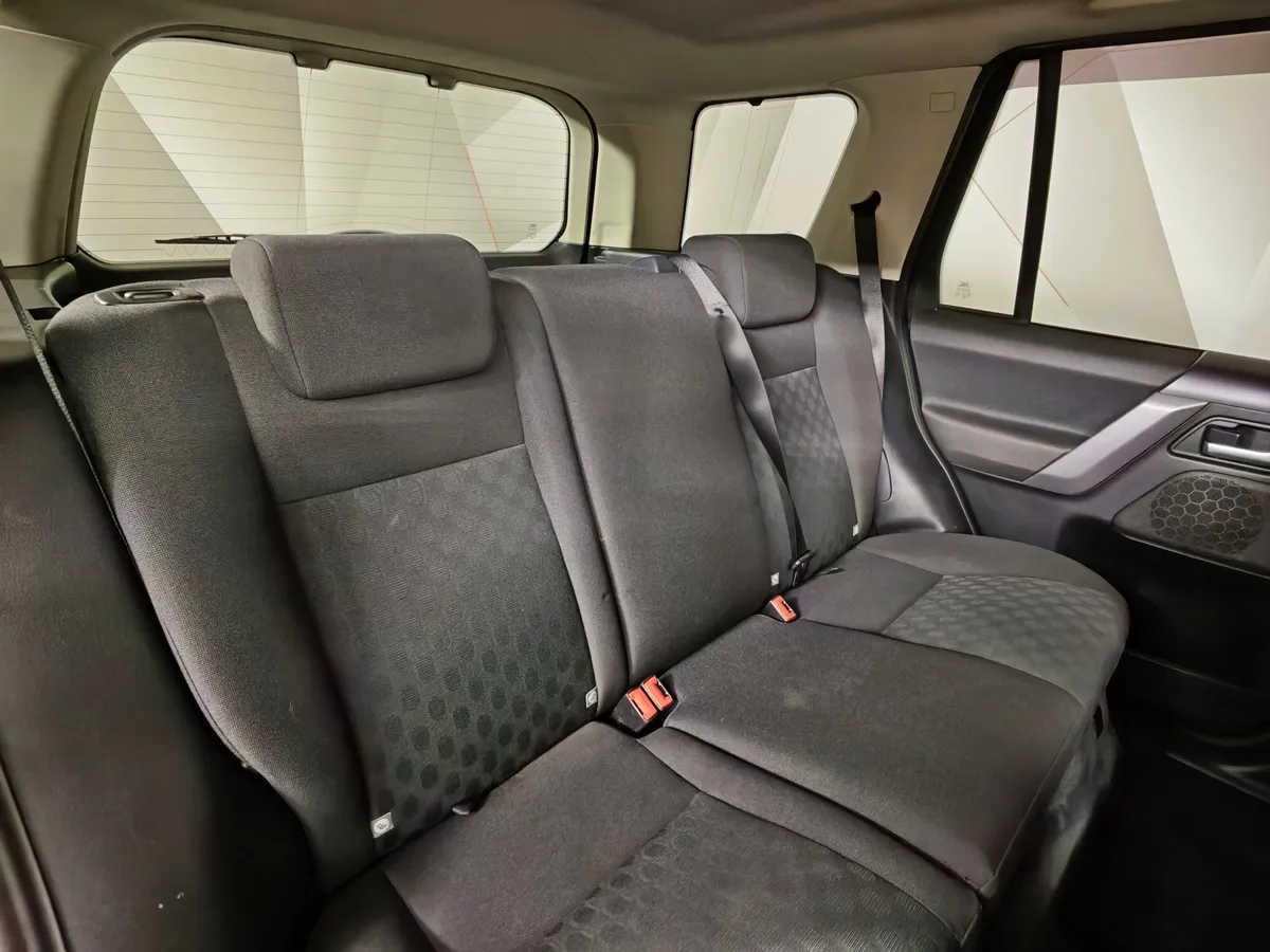 Land Rover Freelander 2.2 TD AT (160 л.с.) Красный в АВИЛОН. Слайд №17