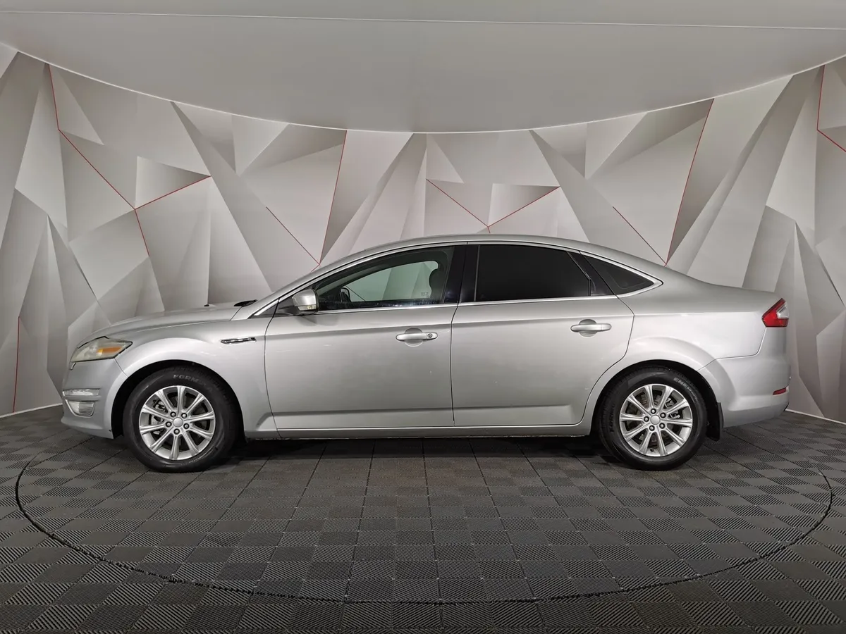 Ford Mondeo 2.3 AT (161 л.с.) Ambiente Серебристый в АВИЛОН. Слайд №5