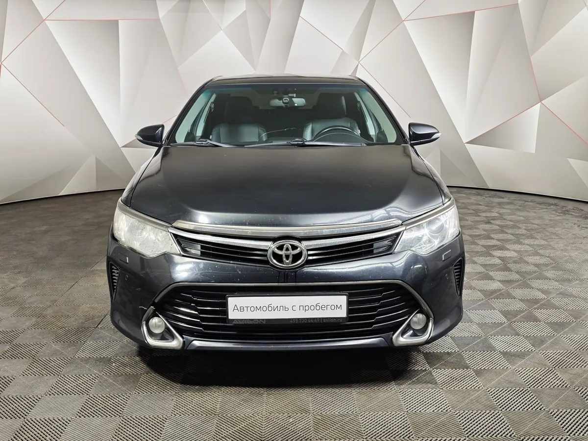 Toyota Camry 2.5 AT (181 л.с.) Черный в АВИЛОН. Слайд №7