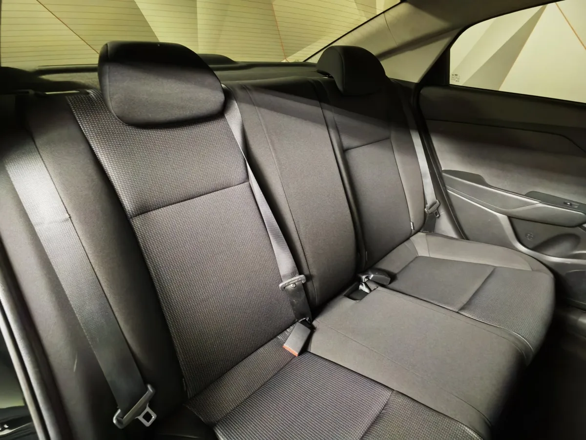 Hyundai Solaris 1.6 AT (123 л.с.) Style Черный в АВИЛОН. Слайд №17