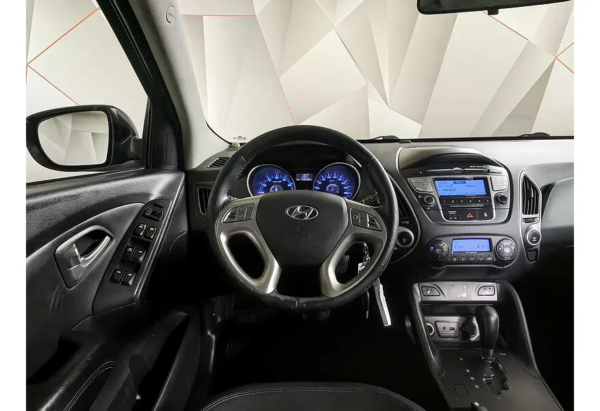 Hyundai ix35 2.0 AT 4WD (150 л.с.) Comfort Черный в АВИЛОН. Слайд №18