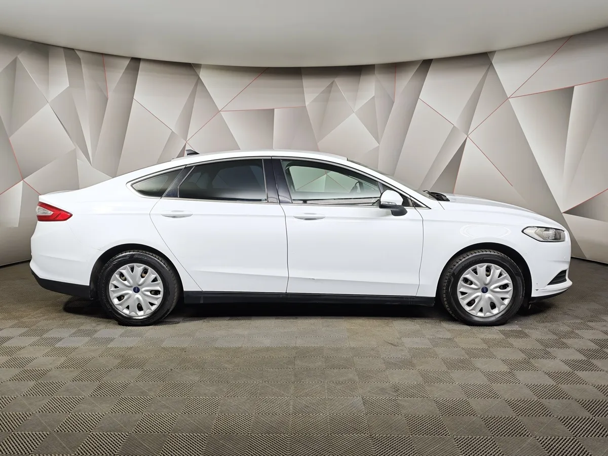 Ford Mondeo 2.5 AT (149 л.с.) Ambiente Белый в АВИЛОН. Слайд №6