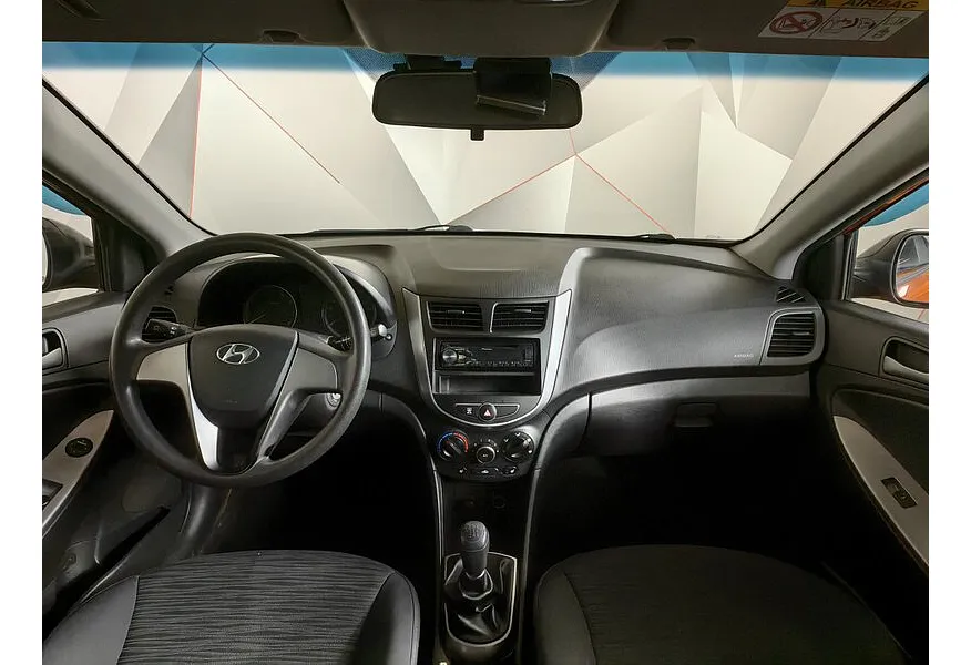 Hyundai Solaris 1.6 MT (123 л.с.) Active Оранжевый в АВИЛОН. Слайд №13 Hyundai Solaris 1.6 MT (123 л.с.) Active Оранжевый в АВИЛОН. Слайд №13