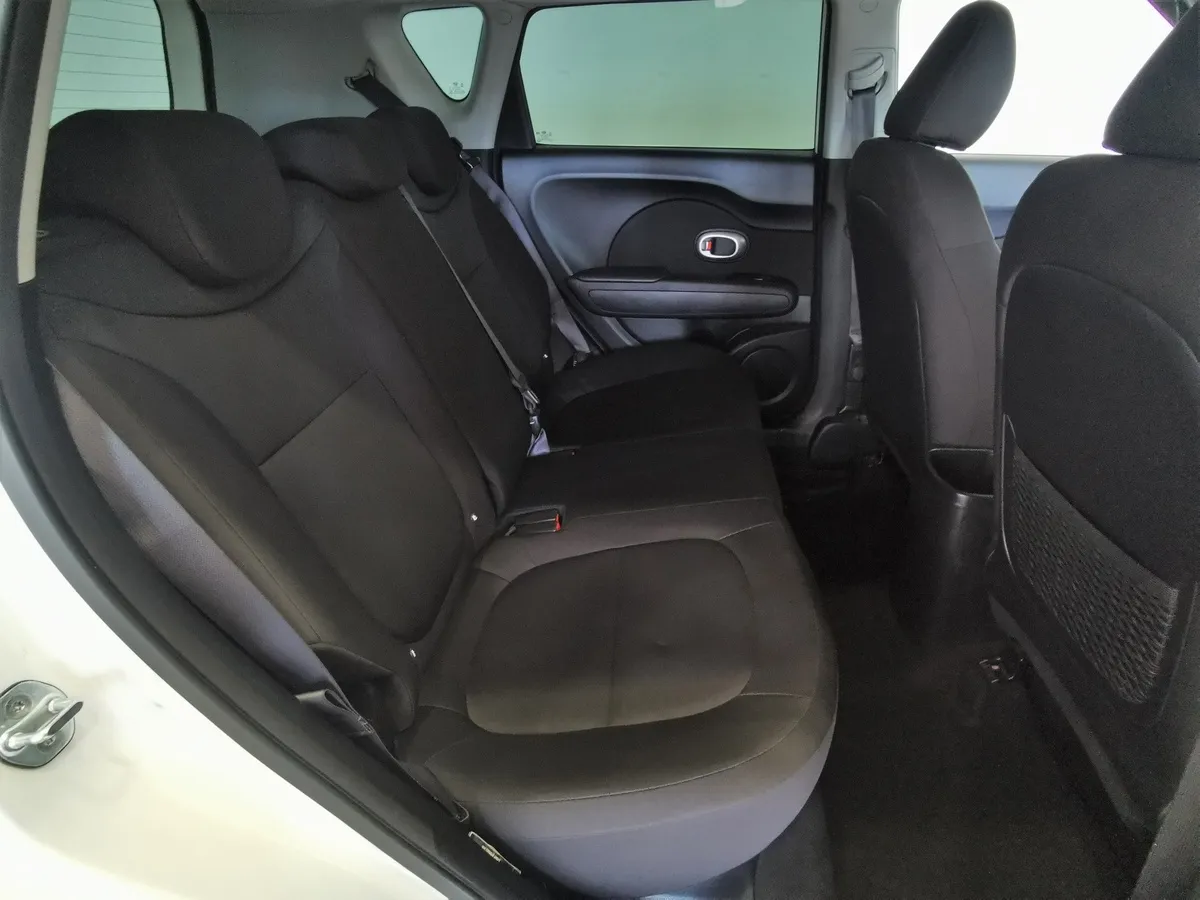 Kia Soul 1.6 AT (124 л.с.) Белый в АВИЛОН. Слайд №15