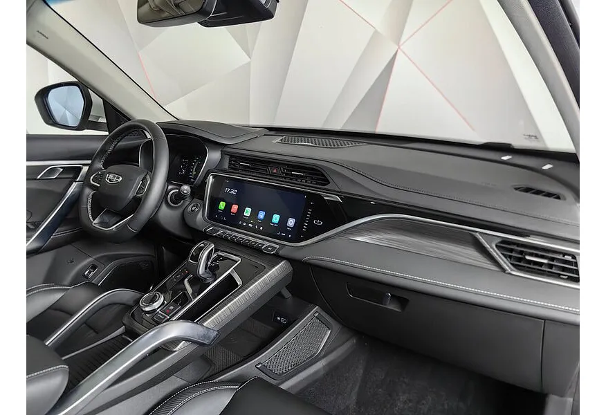 Geely Atlas Pro 1.5T 7DCT AWD (177 л.с.) Flagship Белый в АВИЛОН. Слайд №11