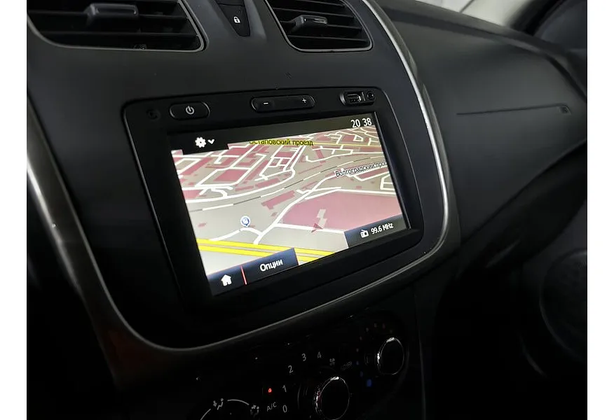 Renault Logan 1.6 CTV FWD (113 л.с.) Коричневый в АВИЛОН. Слайд №21