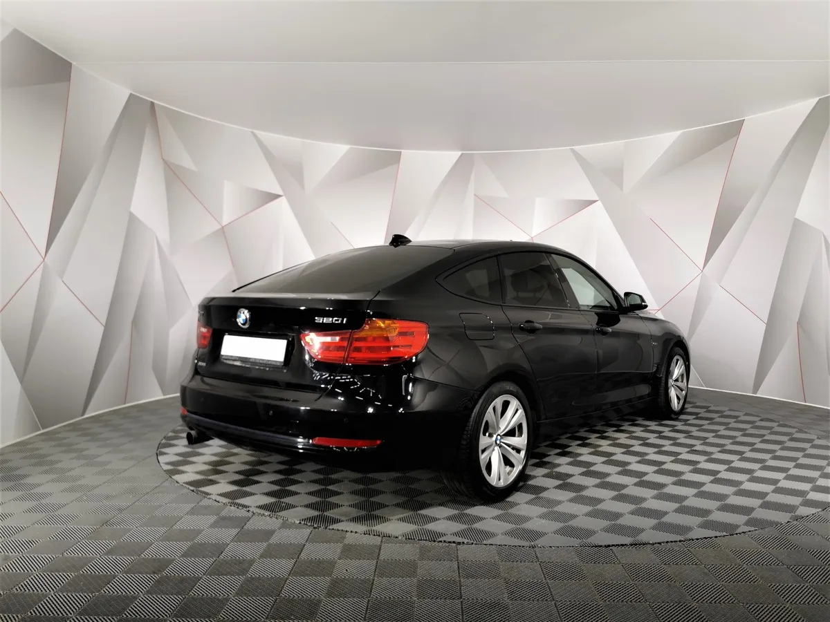 BMW 3 серия 320i xDrive AT (184 л.с.) Черный в АВИЛОН. Слайд №2