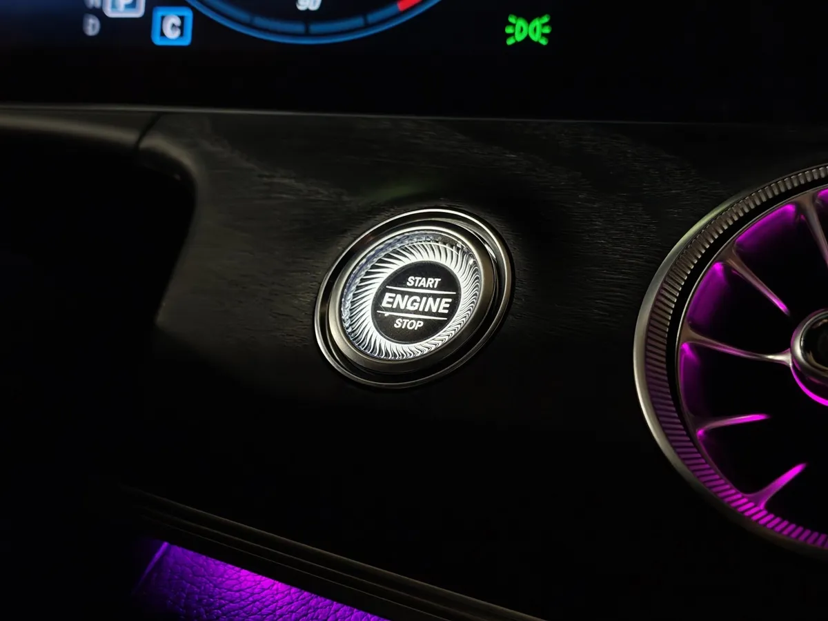 Mercedes-Benz CLS 350 d AT 4Matic (249 л.с.) Sport Серый в АВИЛОН. Слайд №26