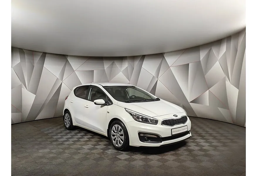 Kia Ceed 1.6 AT (130 л.с.) Comfort Белый в АВИЛОН. Слайд №3