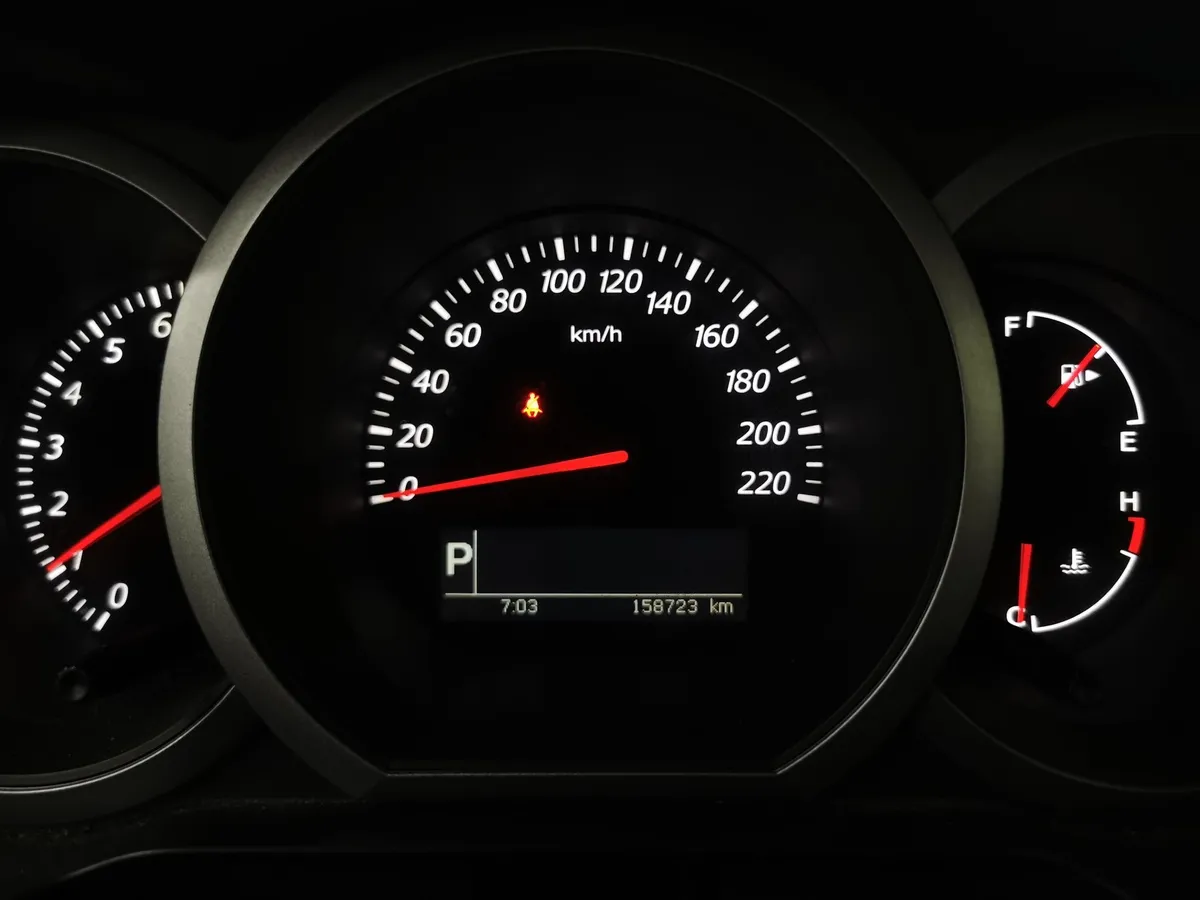 Suzuki Grand Vitara 2.4 AT (169 л.с.) Черный в АВИЛОН. Слайд №16