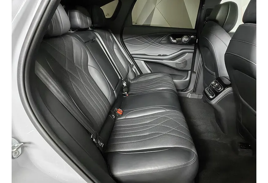 EXEED RX 2.0T DCT 4WD (249 л.с.) Platinum Серый в АВИЛОН. Слайд №16