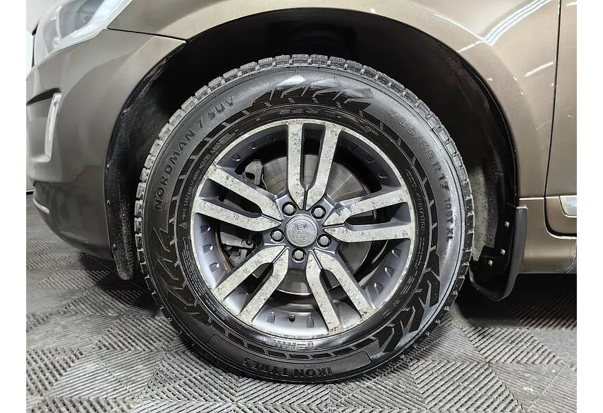 Volvo XC60 2.4 D5 Geartronic AWD (215 л.с.) Коричневый в АВИЛОН. Слайд №9