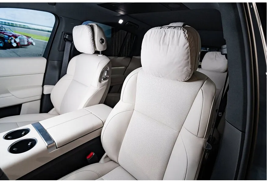 Li Auto L9 1.5 AT 4WD (449 л.с.) Ultra Черный в АВИЛОН. Слайд №8