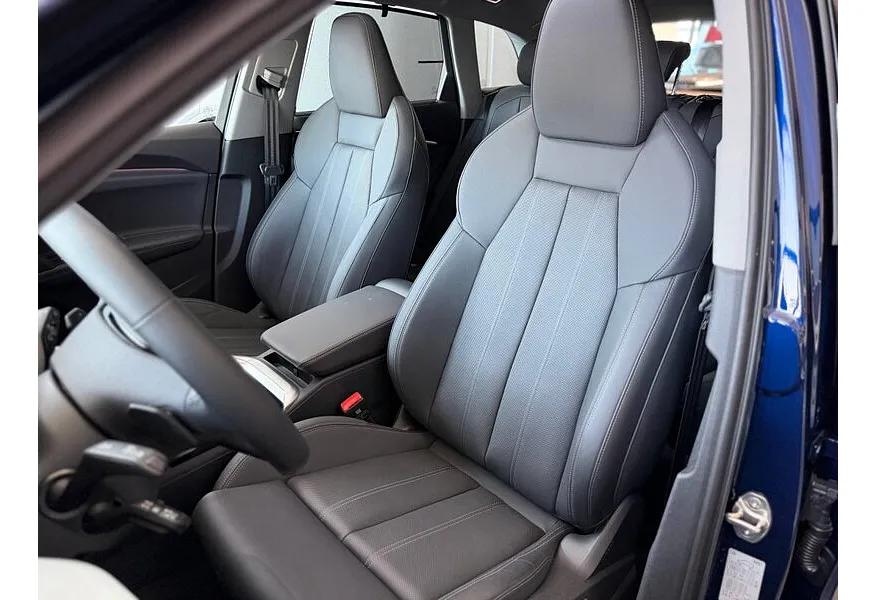 Audi Q5 2.0 TFSI S tronic quattro (204 л.с.) Синий в АВИЛОН. Слайд №7