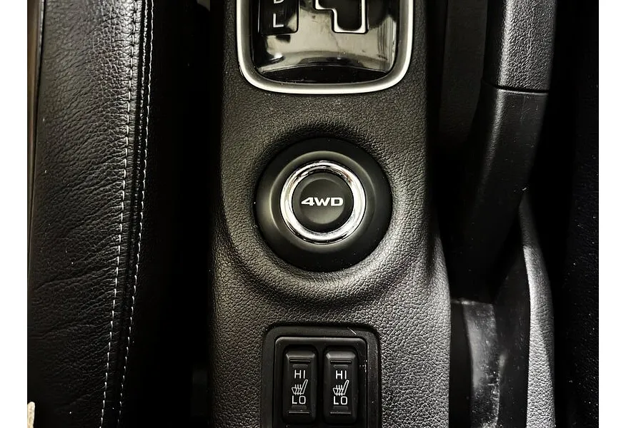 АВИЛОН - Mitsubishi Outlander 2.4 CVT 4WD (167 л.с.) Черный - slide 15