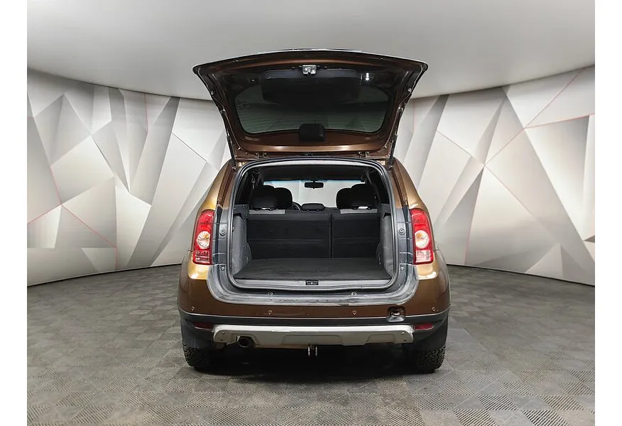 Renault Duster 1.6 MT 4x4 (114 л.с.) Коричневый в АВИЛОН. Слайд №11