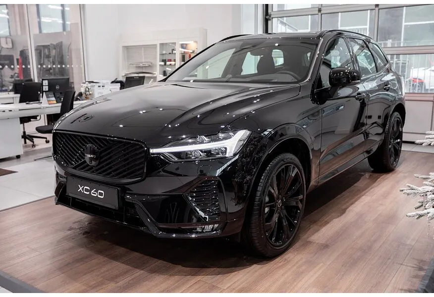 АВИЛОН - Volvo XC60 2.0 B5 8AT AWD (250 л.с.) Ultra Черный - slide 9524264