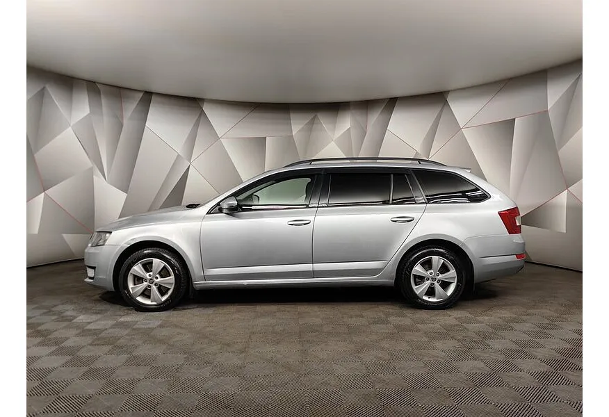 Skoda Octavia 1.8 TSI DSG 4x4 (180 л.с.) Elegance Серебристый в АВИЛОН. Слайд №5