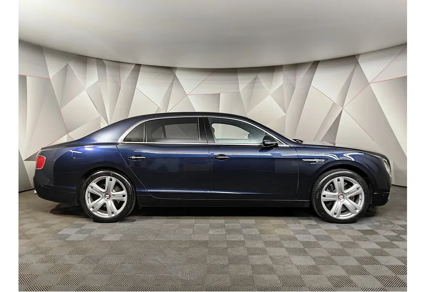 LIVE. Слайд №4