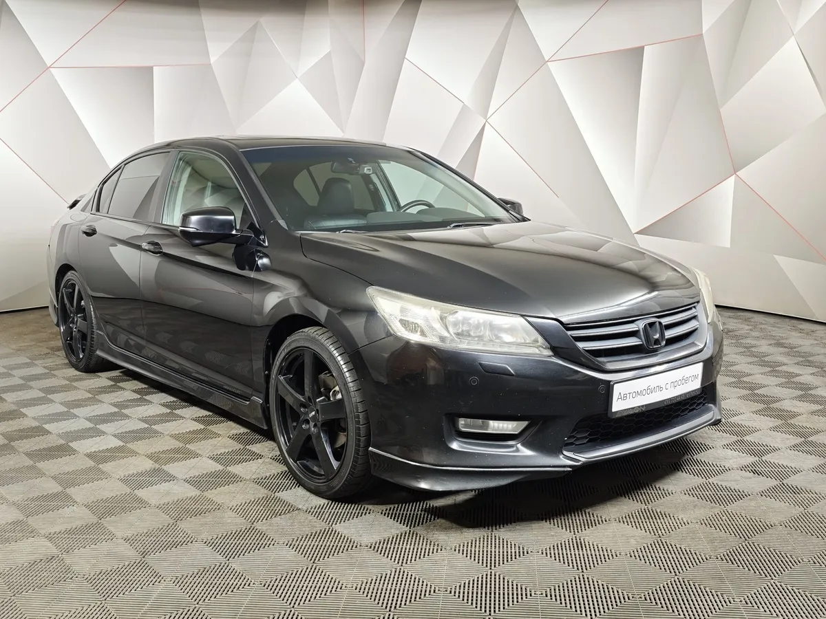 Honda Accord 2.4 AT (180 л.с.) Черный в АВИЛОН. Слайд №3