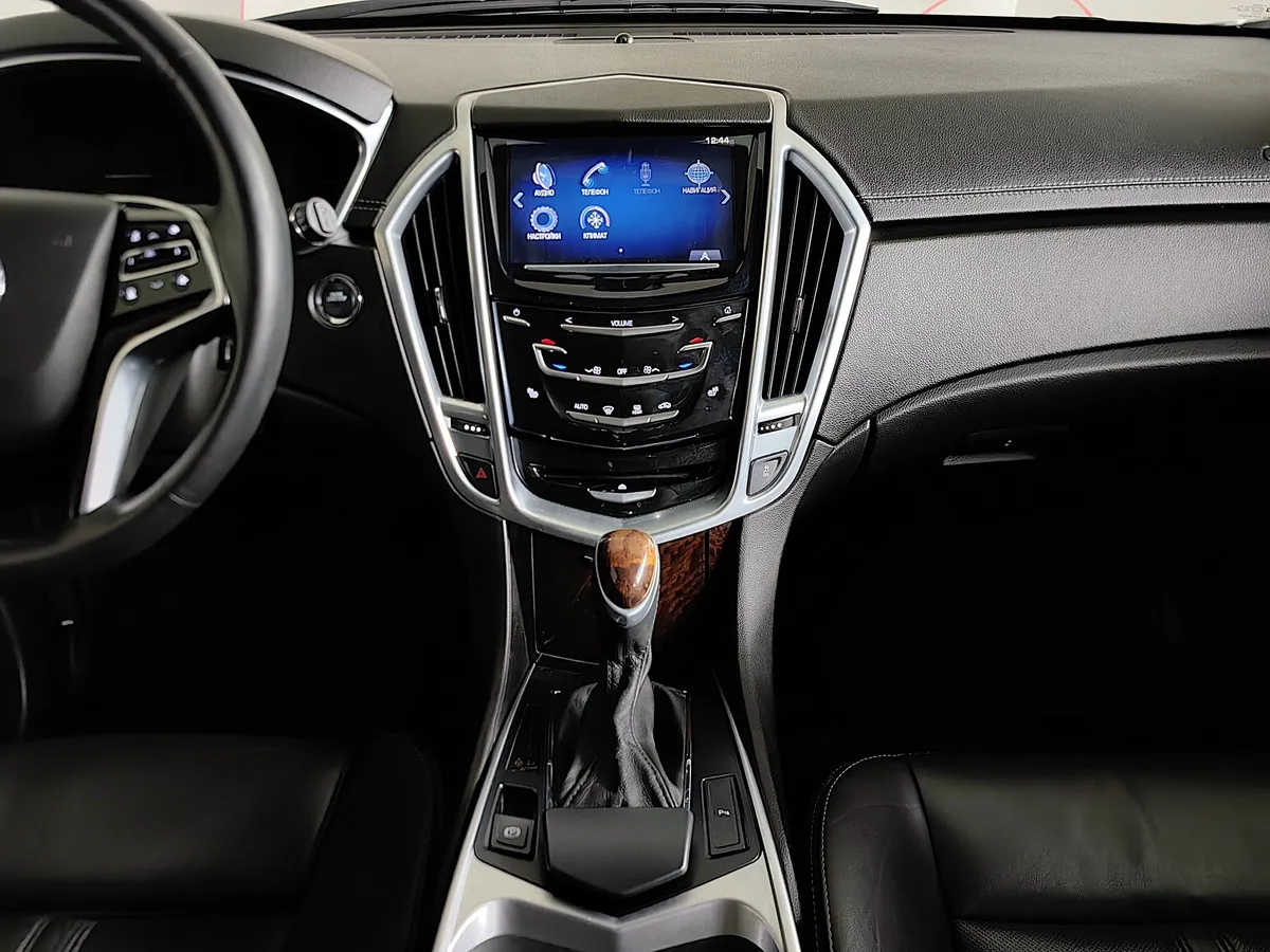 Cadillac SRX 3.0 AT (249 л.с.) Белый в АВИЛОН. Слайд №14