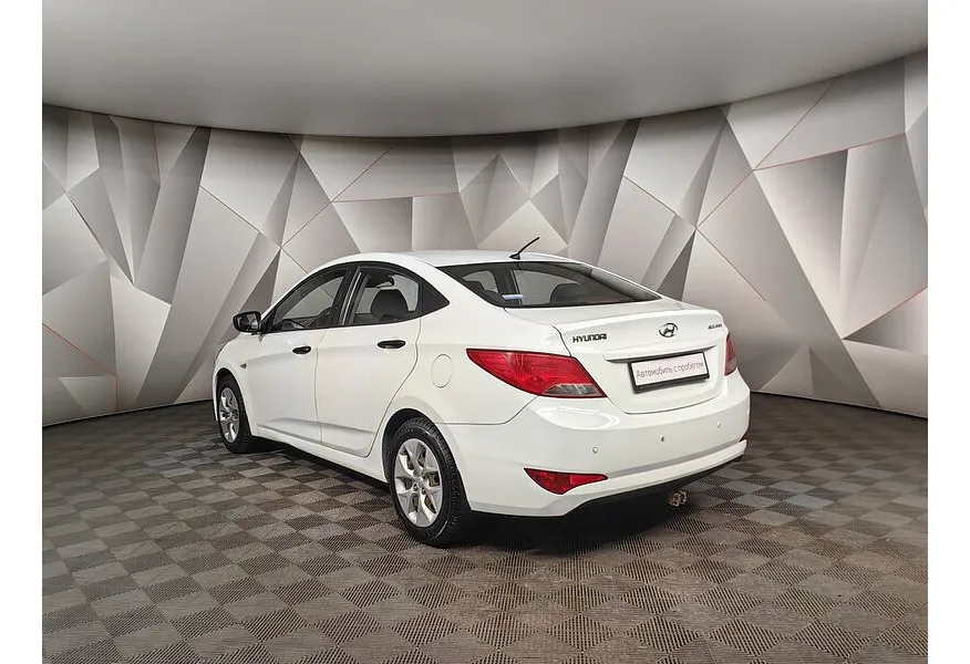 Hyundai Solaris 1.4 AT (107 л.с.) Белый в АВИЛОН. Слайд №4 Hyundai Solaris 1.4 AT (107 л.с.) Белый в АВИЛОН. Слайд №4