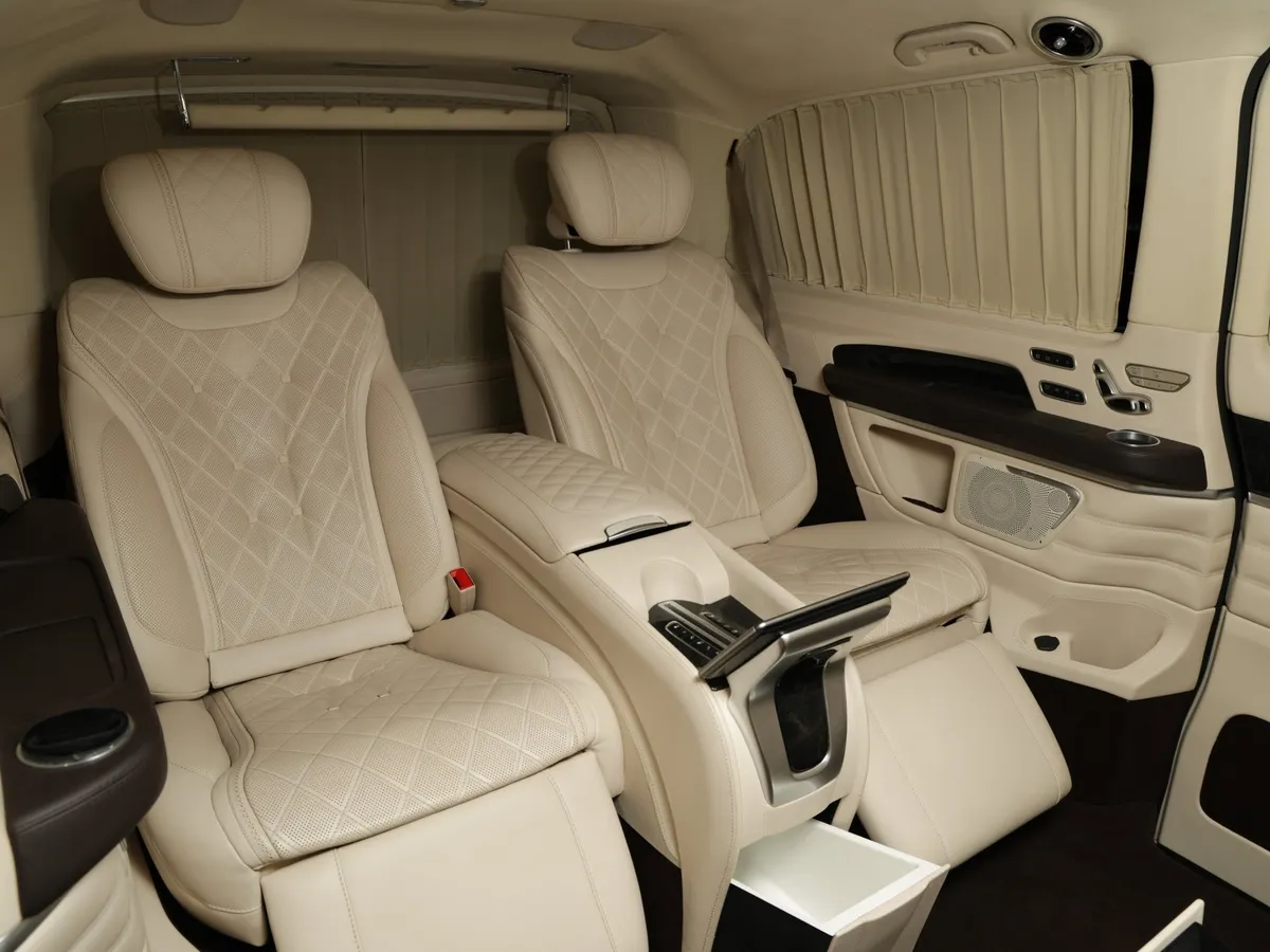 Mercedes-Benz V-Класс V 250 BlueTEC 7G-Tronic Plus 4x4 (190 л.с.) AVANTGARDE Черный в АВИЛОН. Слайд №10