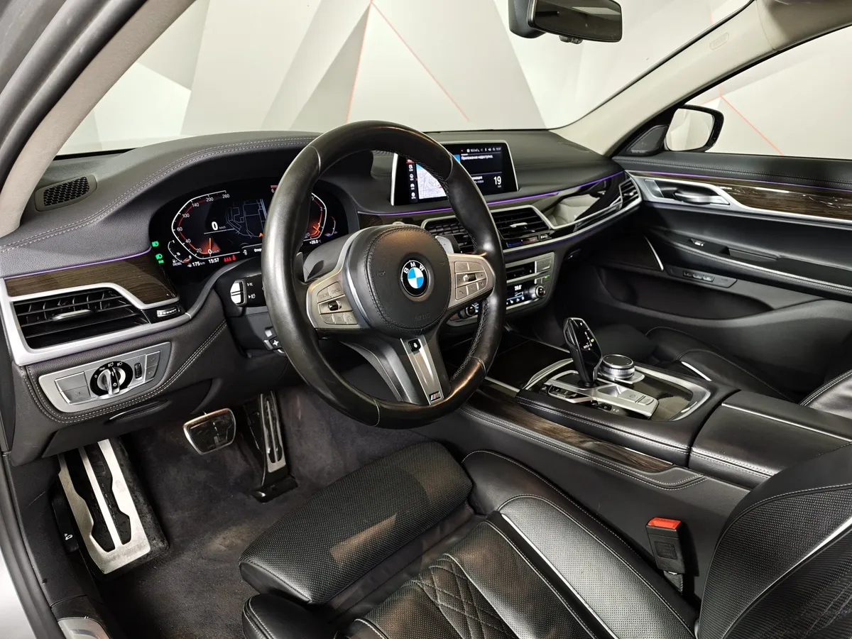 BMW 7 серия 730Ld xDrive Steptronic (249 л.с.) M Sport Plus Серый в АВИЛОН. Слайд №12