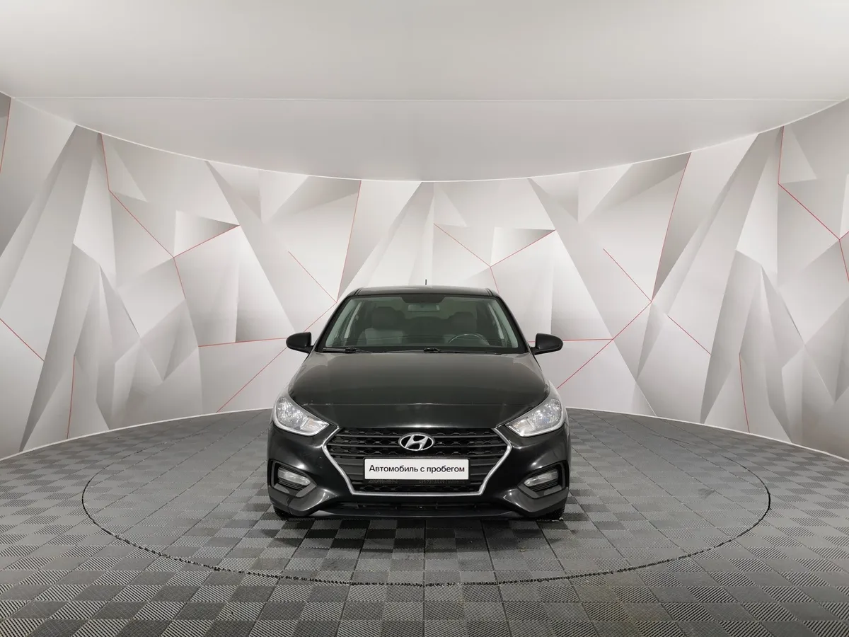 Hyundai Solaris 1.6 MT (123 л.с.) Comfort Черный в АВИЛОН. Слайд №7
