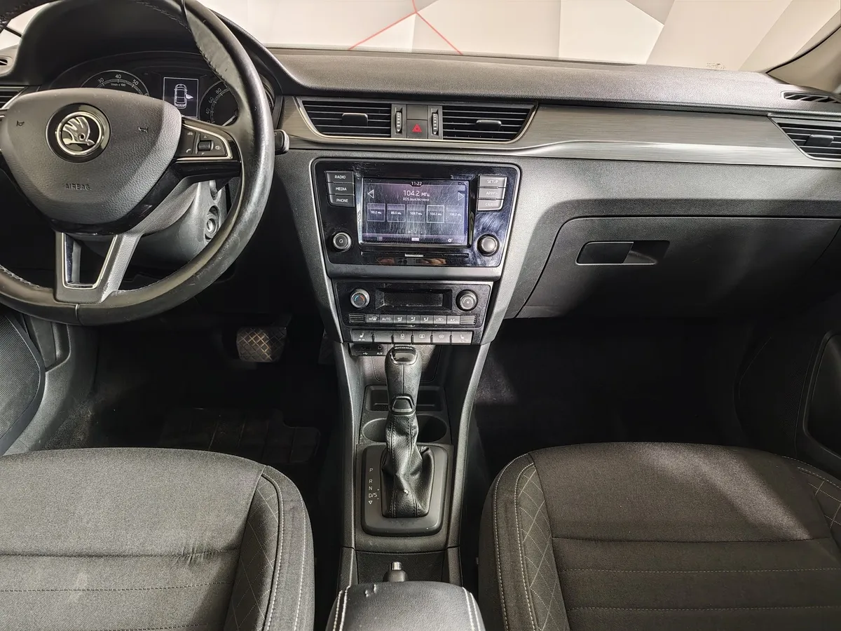 Skoda Rapid 1.6 AT (110 л.с.) Active Коричневый в АВИЛОН. Слайд №15